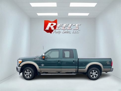 Used 2011 Ford F250 Lariat w/ Lariat Interior Pkg image 12