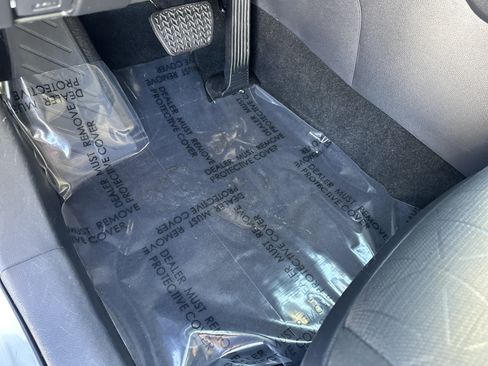 Certified 2022 Toyota RAV4 XLE image 17