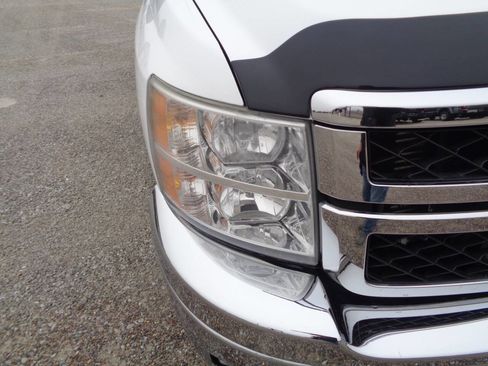 Used 2011 Chevrolet Silverado 3500 LTZ w/ Snow Plow Prep Package image 23