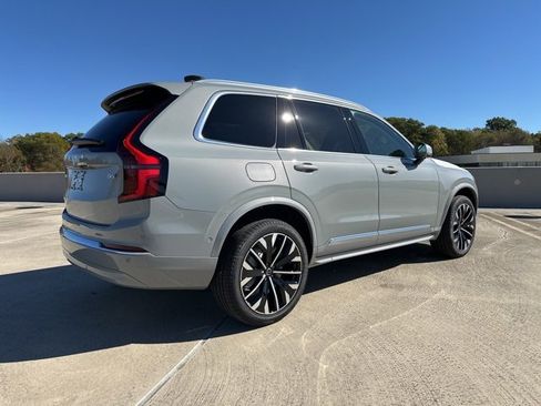 New 2026 Volvo XC90 B6 Plus w/ Protection Package Premier image 7