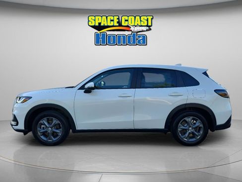 New 2026 Honda HR-V LX image 9