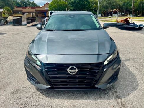 Used 2023 Nissan Altima 2.5 SV FWD image 8