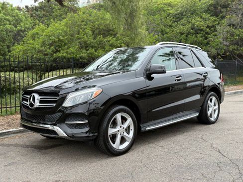 Used 2017 Mercedes-Benz GLE 350 4MATIC image 1