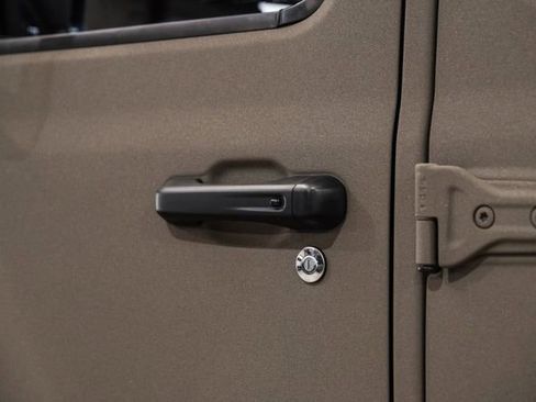 Used 2025 Jeep Gladiator Rubicon w/ Safety Group image 49