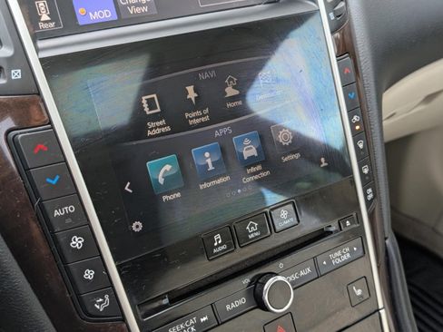 Used 2015 INFINITI Q50 Premium w/ Deluxe Touring Package image 36