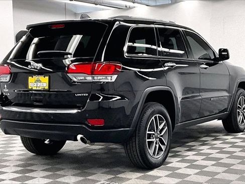 Used 2022 Jeep Grand Cherokee Limited image 12