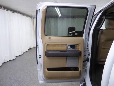 Used 2011 Ford F150 Lariat w/ Lariat Plus Pkg image 29