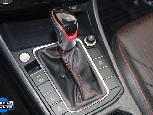 Used 2024 Volkswagen Jetta GLI Autobahn image 7