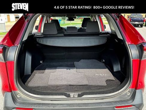 Used 2020 Toyota RAV4 XLE w/ Carpet Mat Package AWD/4WD image 28