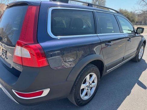 Used 2013 Volvo XC70 3.2 image 11
