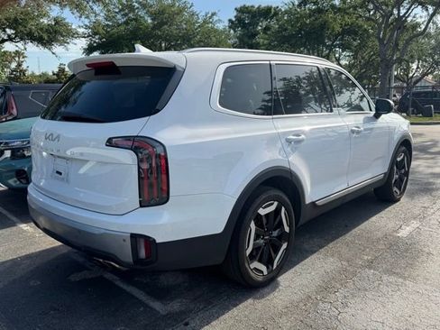 Certified 2024 Kia Telluride EX FWD image 5