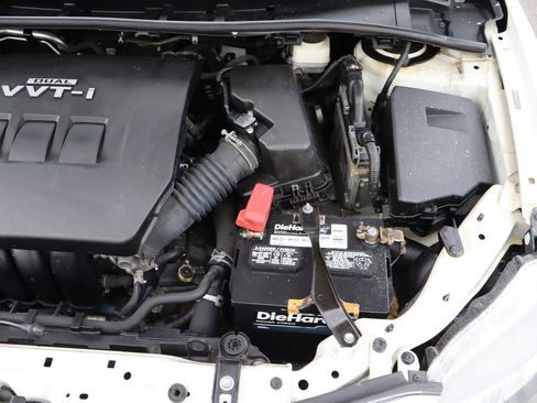 Used 2010 Toyota Corolla S image 38