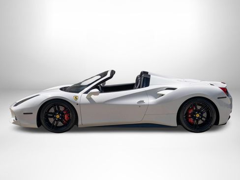 Used 2018 Ferrari 488 Spider RWD image 4