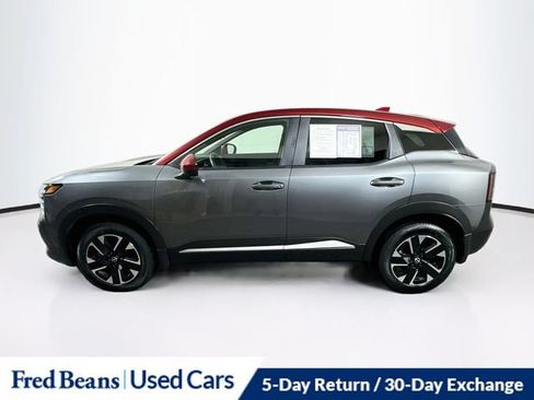 Used 2025 Nissan Kicks SV AWD/4WD image 5