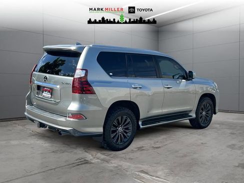 Used 2021 Lexus GX 460 Premium w/ Accessory Package AWD/4WD image 5