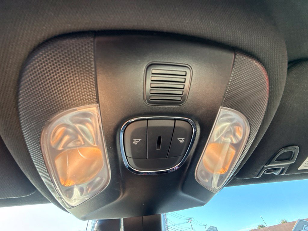 Used 2024 Jeep Compass Latitude AWD/4WD image 27