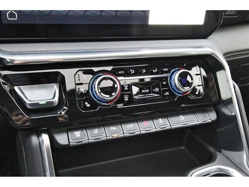 Used 2025 GMC Sierra 2500 Denali w/ Denali Reserve Package image 22