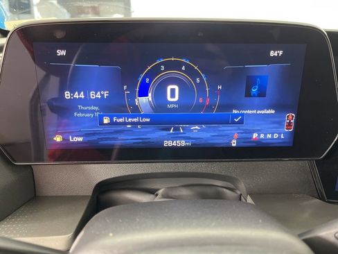 Used 2025 Chevrolet Traverse LT image 36