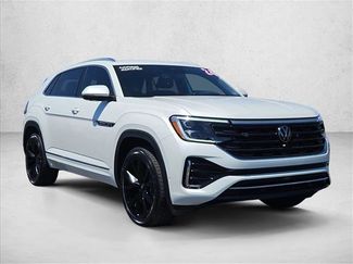Used 2024 Volkswagen Atlas Cross Sport SEL Premium R-Line AWD/4WD video 3
