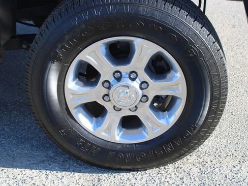 Used 2023 RAM 2500 Big Horn w/ Level 1 Equipment Group AWD/4WD image 17