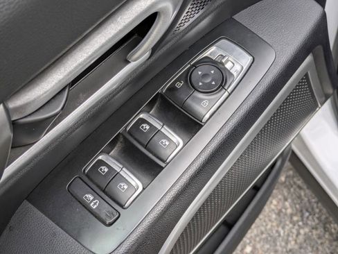 Used 2020 Kia Telluride LX AWD/4WD image 10