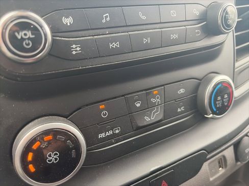 Used 2024 Ford Transit 250 Low Roof w/ Exterior Upgrade Package RWD image 17