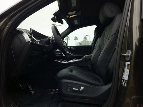 New 2026 BMW X5 xDrive40i w/ M Sport Package image 10