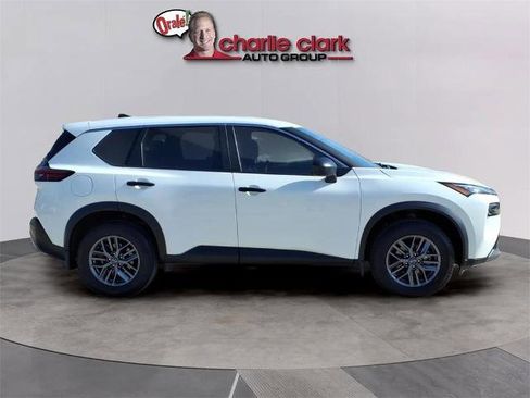 Certified 2023 Nissan Rogue S image 6