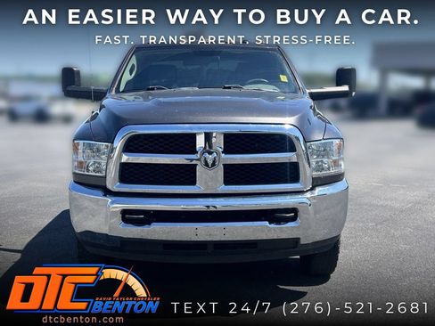 Used 2018 RAM 3500 Tradesman w/ Chrome Appearance Group AWD/4WD image 8