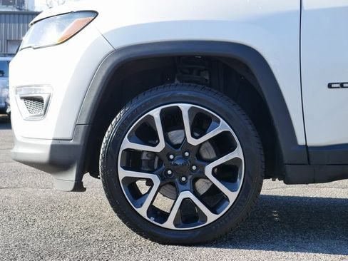 Used 2017 Jeep Compass Limited w/ Navigation Group image 10