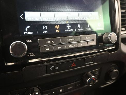 Used 2023 Nissan Frontier PRO-4X w/ Pro Convenience Package AWD/4WD image 16