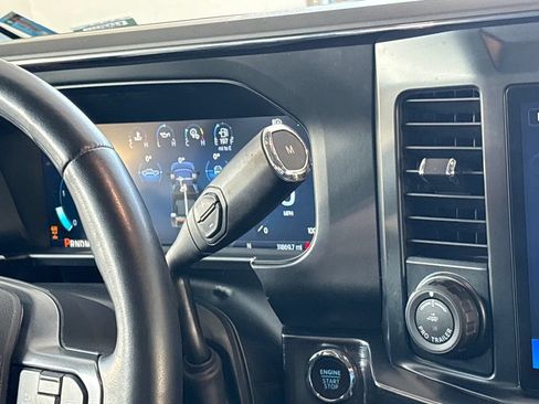 Used 2024 Ford F350 Lariat w/ Lariat Ultimate Package AWD/4WD image 29
