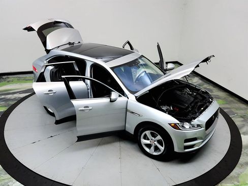 Used 2020 Jaguar F-PACE Premium AWD/4WD image 34