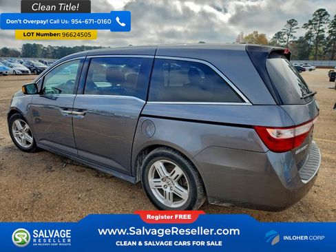 Used 2013 Honda Odyssey Touring image 3
