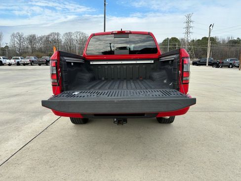 Used 2023 Nissan Frontier SV w/ SV Convenience Package image 27