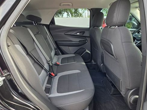 Certified 2025 Chevrolet TrailBlazer LT w/ Convenience Package FWD image 21