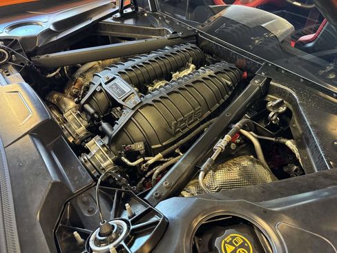 Used 2024 Chevrolet Corvette Z06 RWD image 27