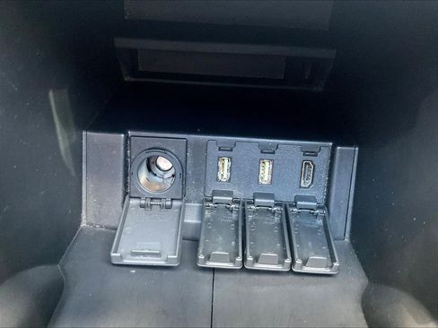 Used 2015 Honda CR-V Touring image 16