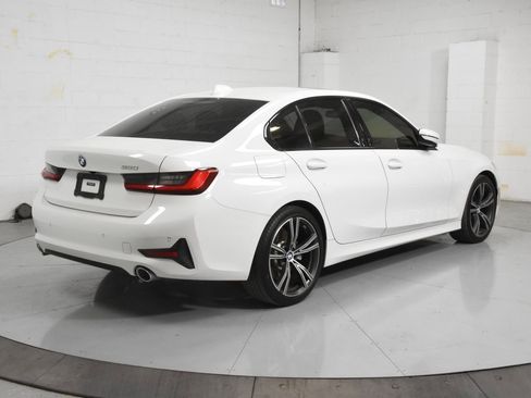 Used 2019 BMW 330i Sedan RWD image 2