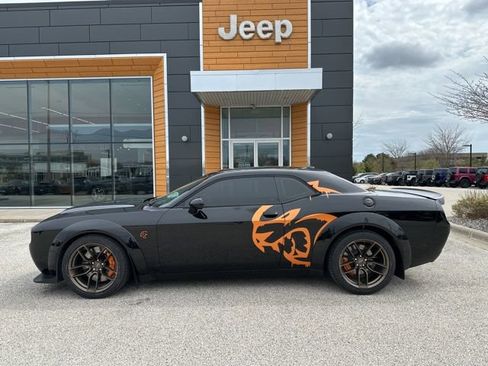 Used 2022 Dodge Challenger SRT Hellcat RWD image 10