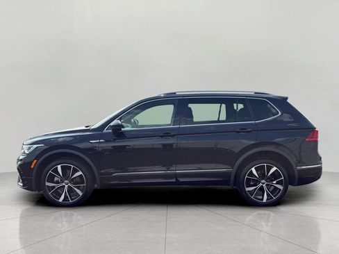 Used 2024 Volkswagen Tiguan SEL R-Line AWD/4WD image 4