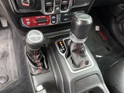 Used 2022 Jeep Gladiator Rubicon w/ LED Lighting Group image 19