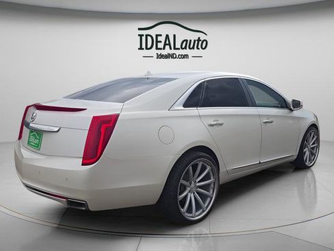 Used 2013 Cadillac XTS Premium FWD image 11