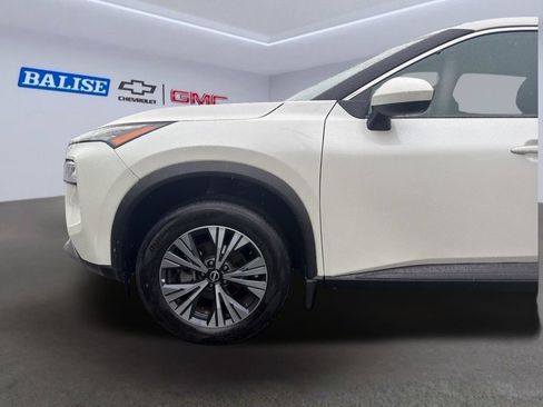 Used 2023 Nissan Rogue SV AWD/4WD image 23