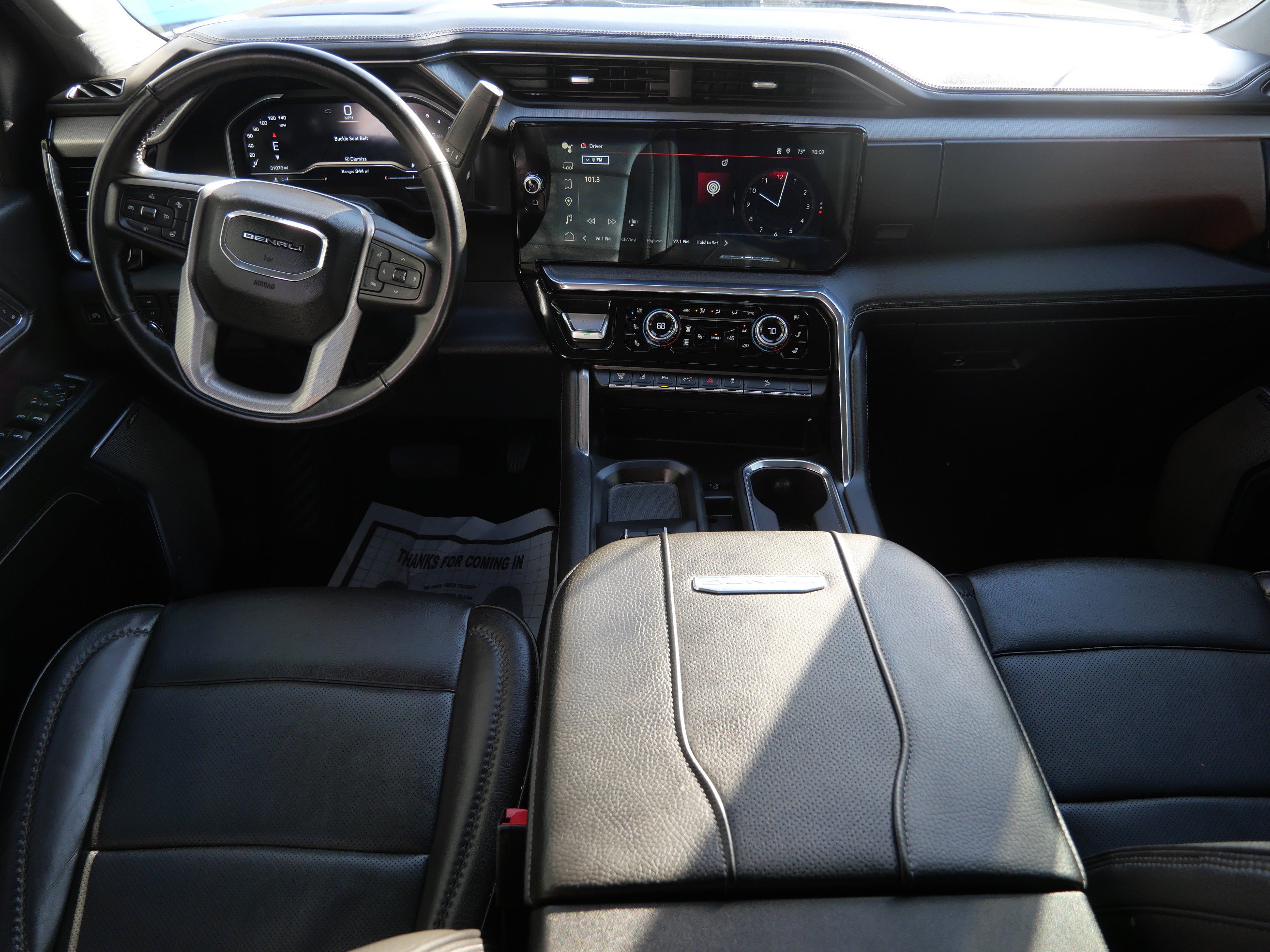 Used 2024 GMC Sierra 3500 Denali w/ Denali Reserve Package AWD/4WD image 8