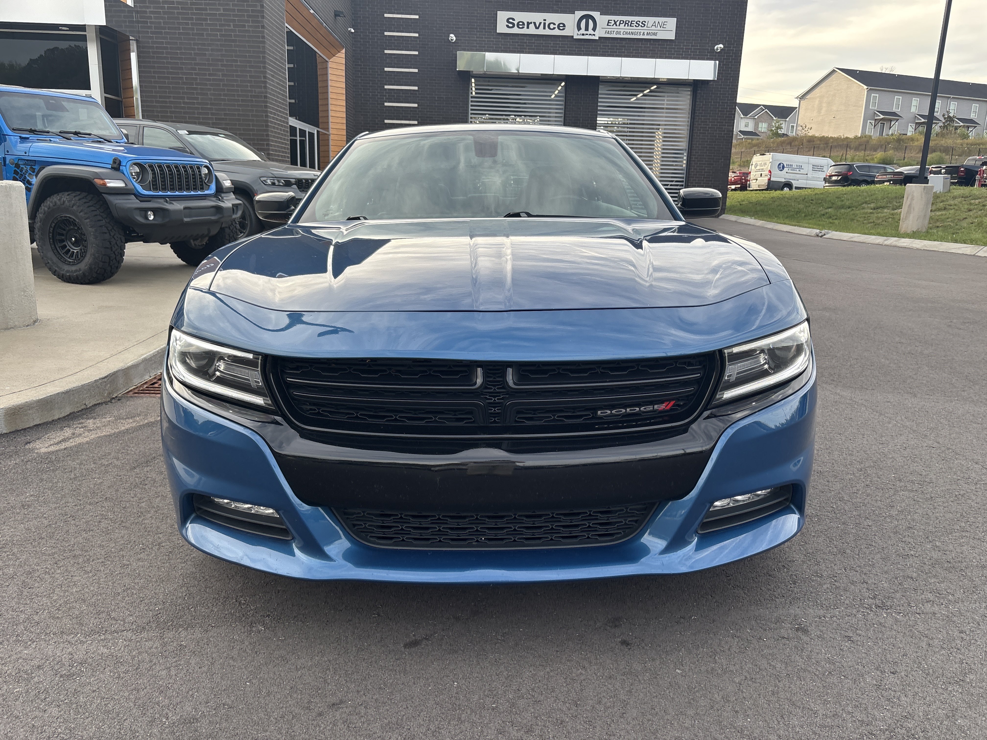 Used 2021 Dodge Charger SXT w/ Plus Group RWD image 8