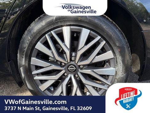 Used 2025 Nissan Altima 2.5 SV FWD image 27