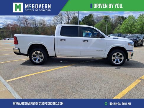 Used 2025 RAM 1500 Big Horn AWD/4WD image 7