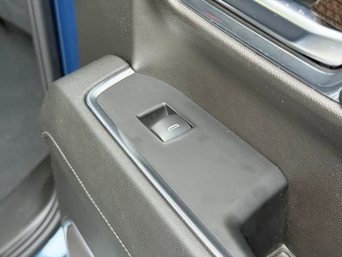 Used 2024 Chevrolet Silverado 1500 LT image 20