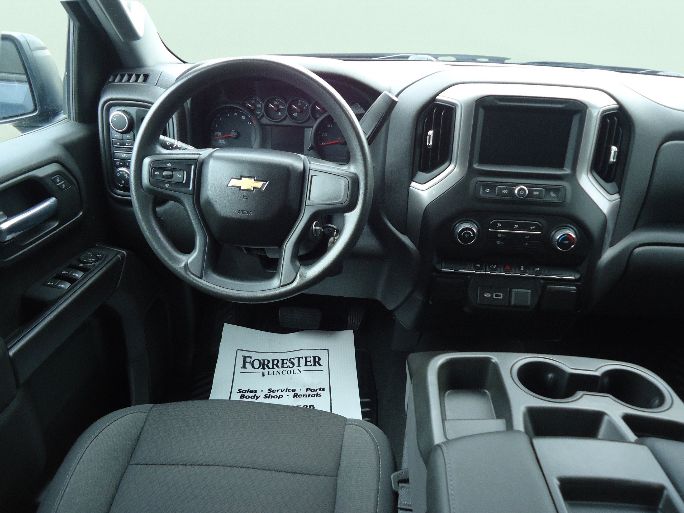 Used 2022 Chevrolet Silverado 1500 Custom AWD/4WD image 13